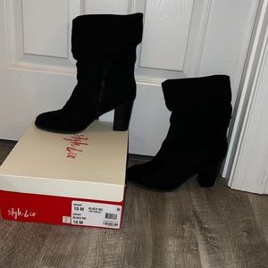 Slouch mid calf black boot